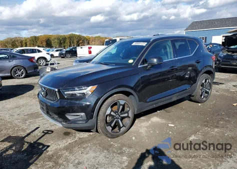 2019 Volvo Xc40 T5 Inscription z USA, uszkodzony, nr VIN YV4162UL6K2107173